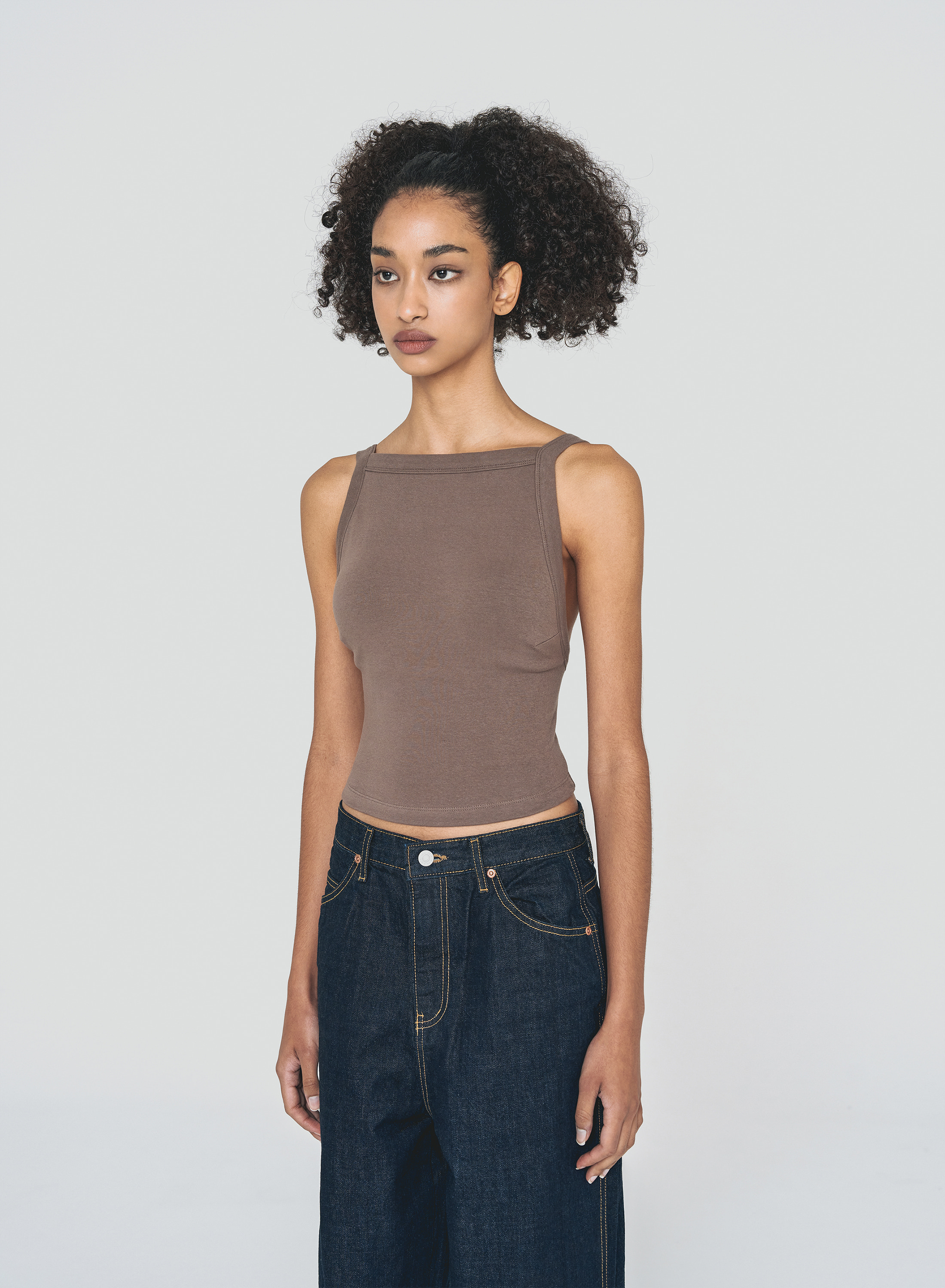 PAD BACKLESS TOP BROWN 바이스어치브유쓰
